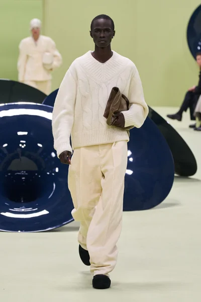 Look 67
